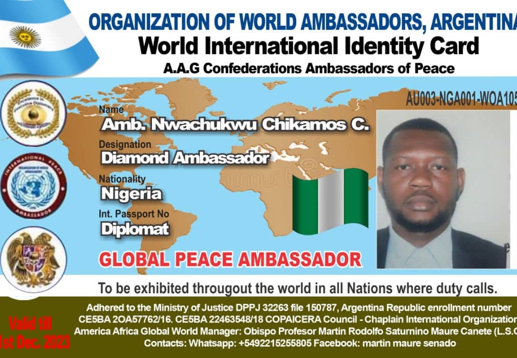 Credencial de Amb. Nwachukwu Chikamos C.